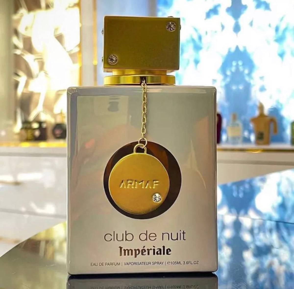 Club de Nuit White Impériale