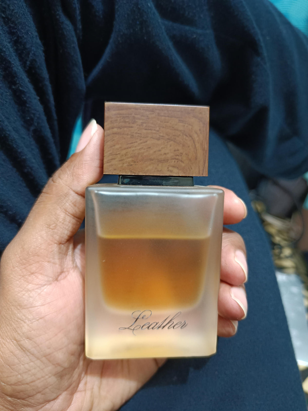 Leather by Ahmed Al Maghribi Unisexe